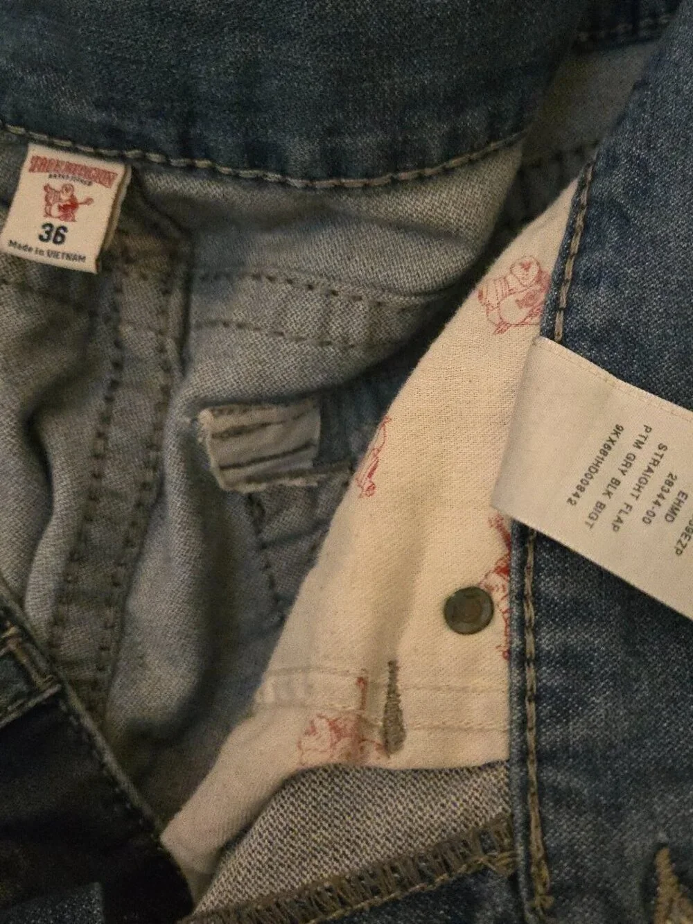 True Religion Ricky Big T Flap Straight 36x28